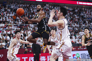 赛义德-马拉：表现不错的年轻球员被多家俱乐部关注是正常的（赛义德-马拉称年轻球员表现出色被多队关注属正常现象）