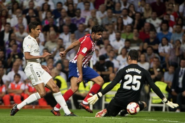 北控主场5分胜山东 新赛季首战开门红（北控主场5分险胜山东，新赛季揭幕战告捷）