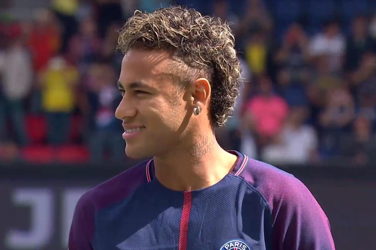 央视：世界杯门票“动态定价”惹不满，球迷直呼“贵得离谱”（央视聚焦世界杯门票动态定价惹争议 球迷称价格离谱）