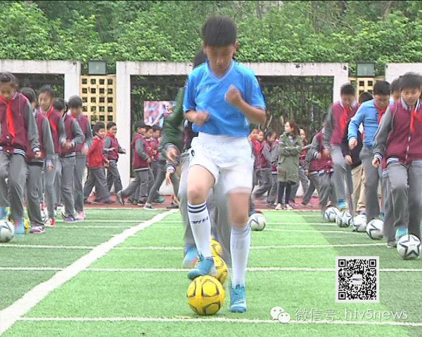 篮球火箭新秀连续三场得分20+，表现惊艳（火箭新秀连砍三场20+，表现耀眼）